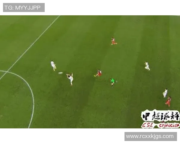 德甲焦点战里昂逆转AC米兰红牌争议引发全场热议